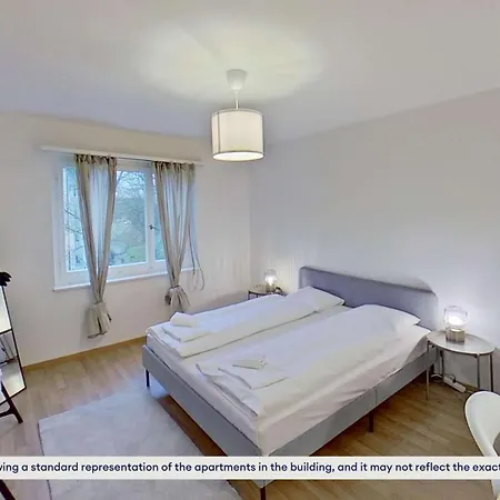 3br Homey Flat With Balcony, 26 Min To Center Apartment